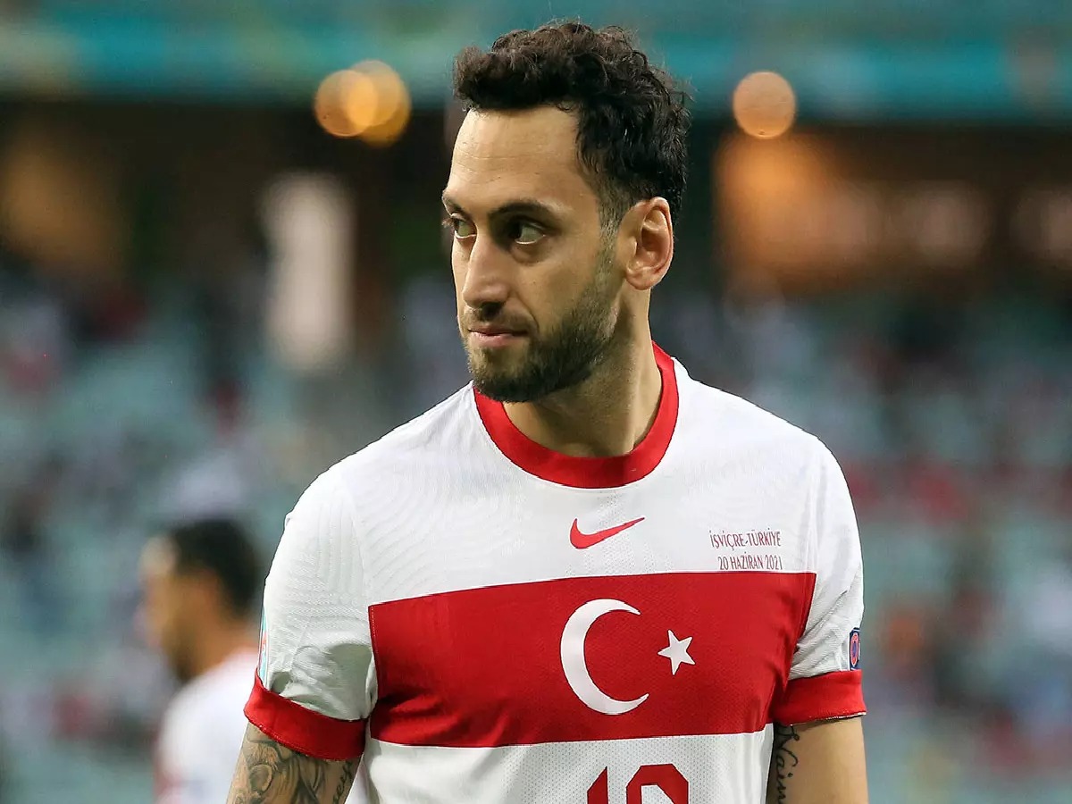 Calhanoglu, objetivo del Galatasaray