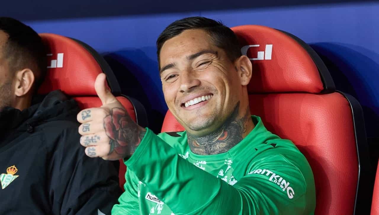 Chimy Ávila rejects signing for Pumas