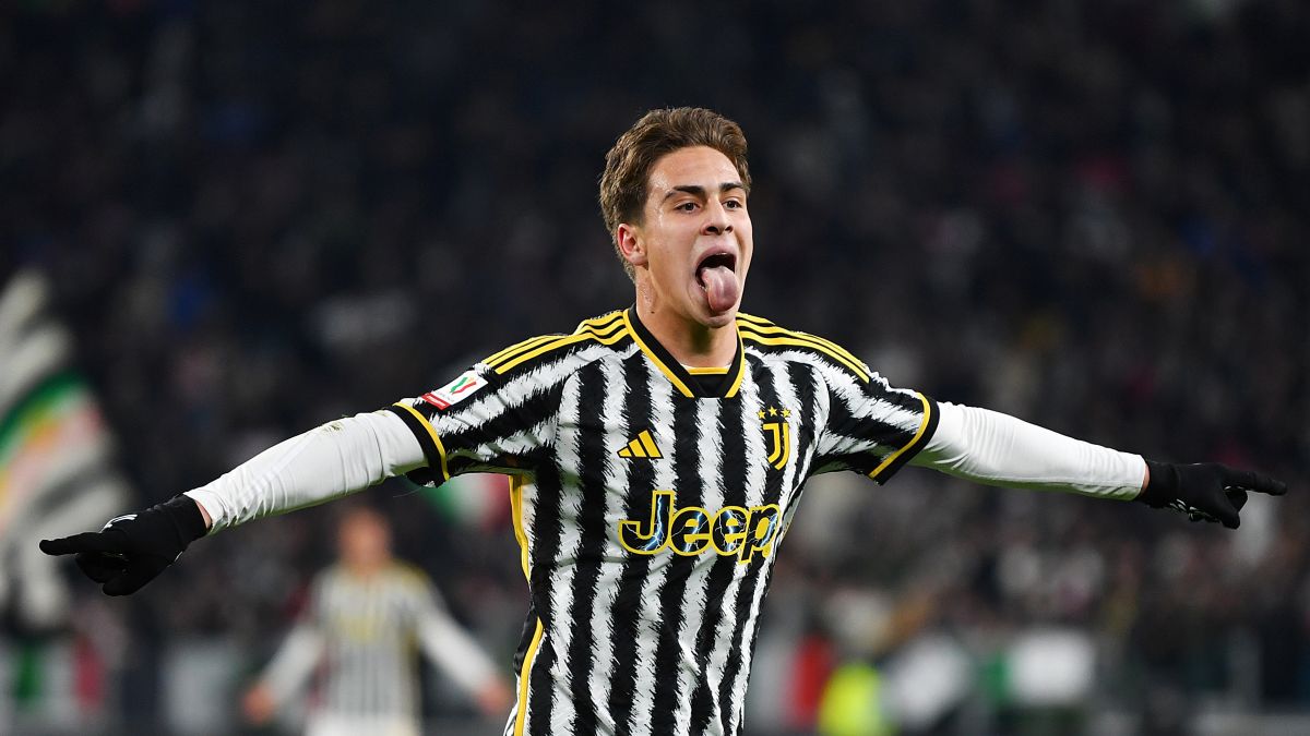 Kenan Yildiz celebra un gol anotado con la Juventus de Turín