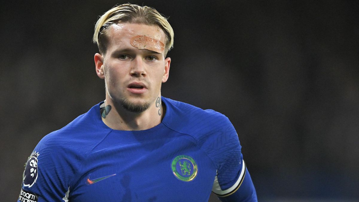 Mykhaylo Mudryk durante un partido con el Chelsea