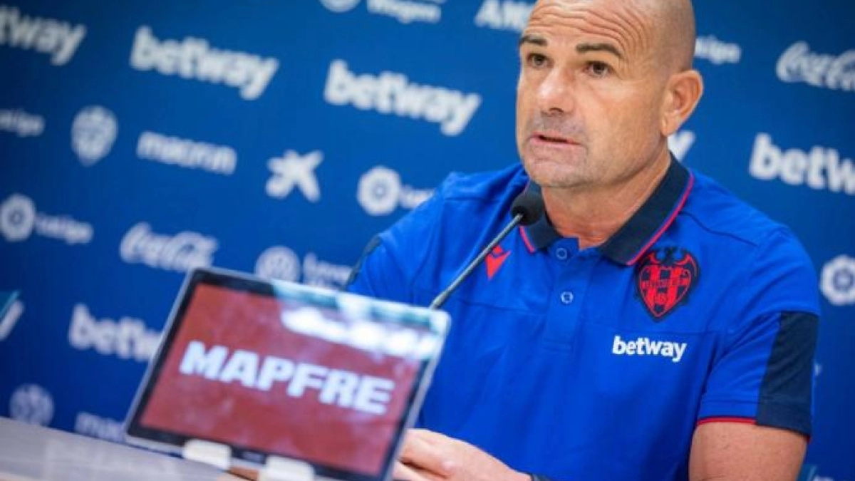 Paco López en la cuerda floja / Levanteud.com