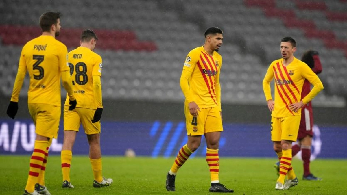 Tres ventas obligadas en el Barça tras el ridículo en Champions