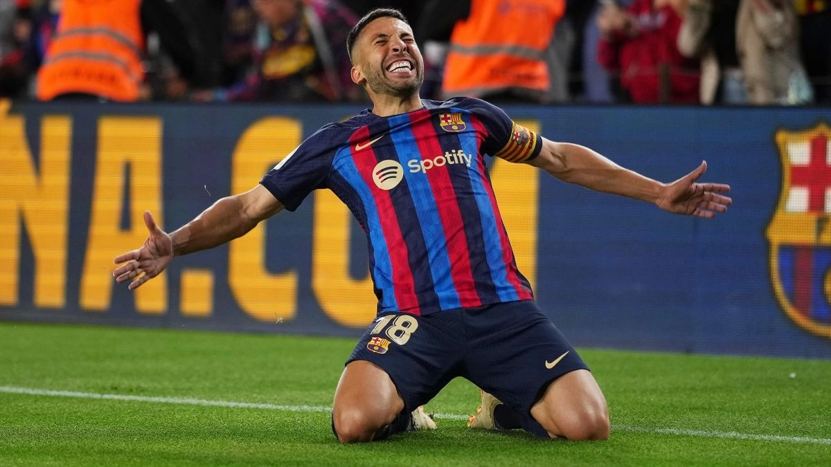 Xavi ya tiene tres candidatos para suplir a Jordi Alba / Eurosport.com