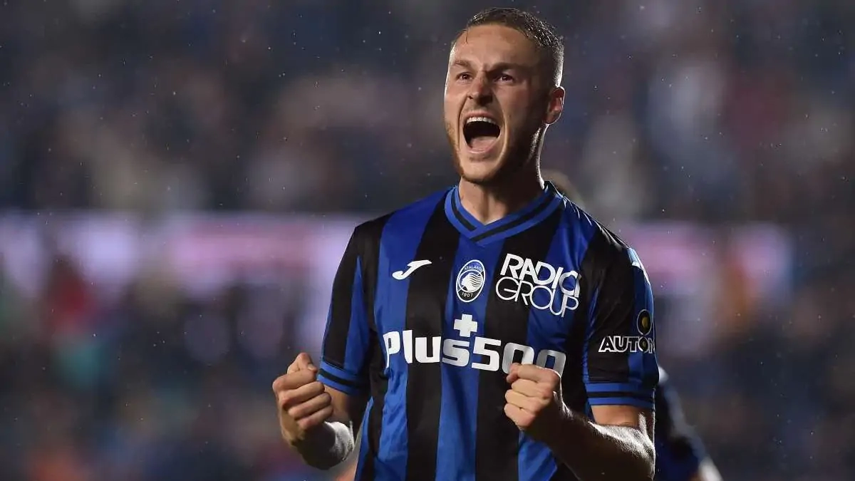 Dutch midfielder Teun Koopmeiners from Atalanta has reached an agreement with Juventus Turin.