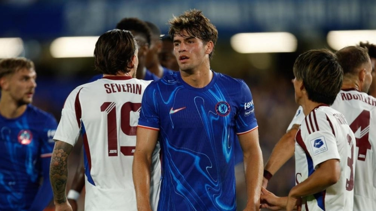 Marc Guiu puede irse del Chelsea este verano / Crónica Global