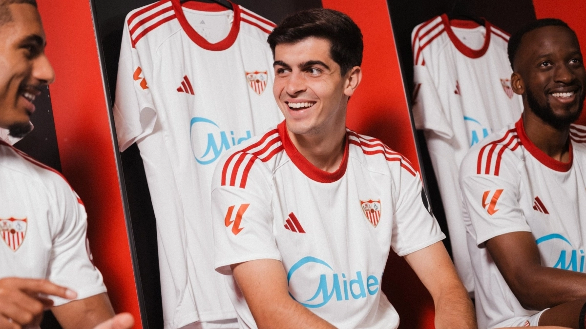 Sevilla wants to get rid of three players / Sevillafc.es