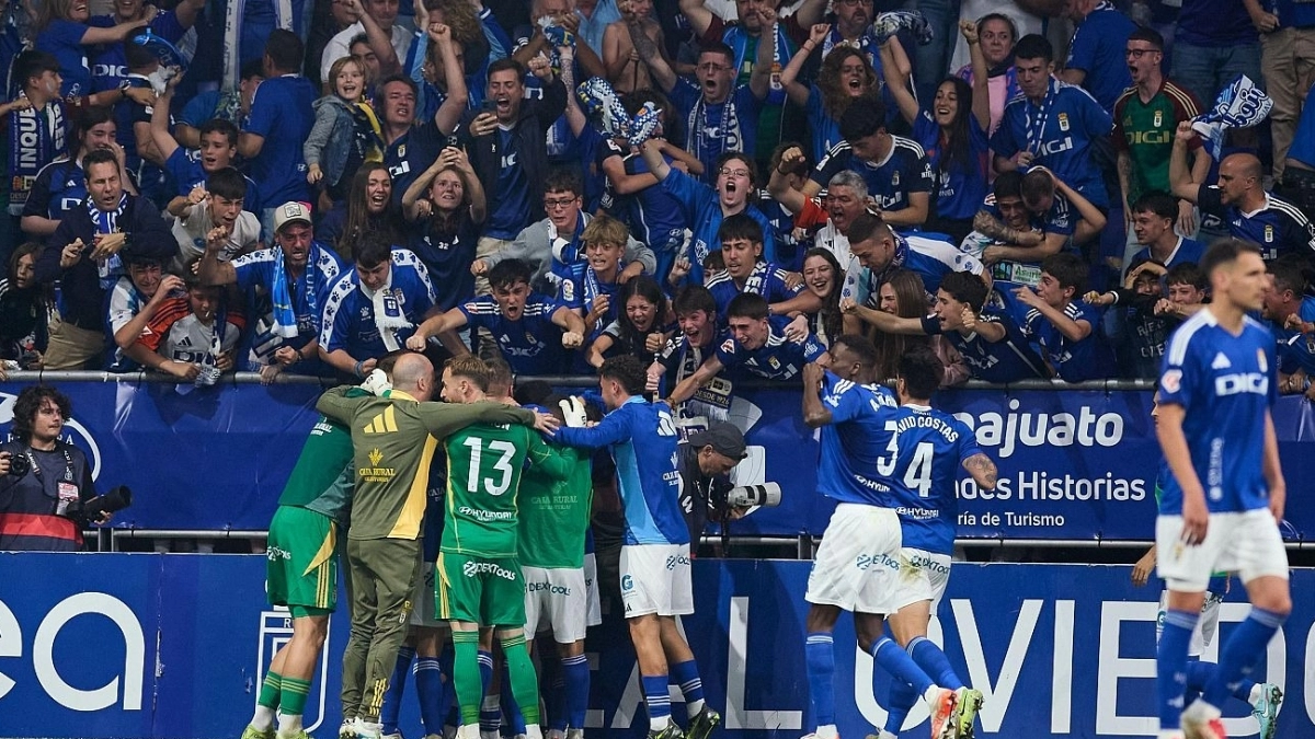 Los 3 fichajes que quiere cerrar el Real Oviedo en los próximos días