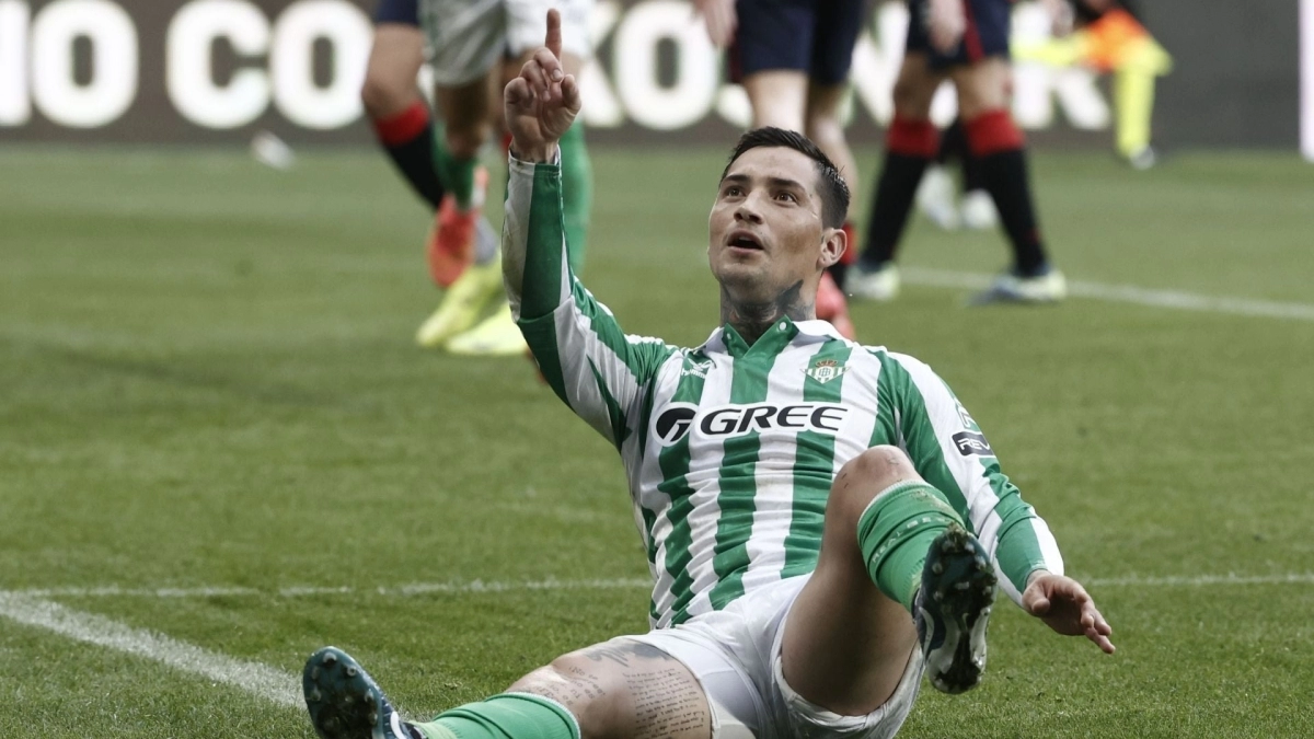 Chimy Ávila will not leave Betis / ABC