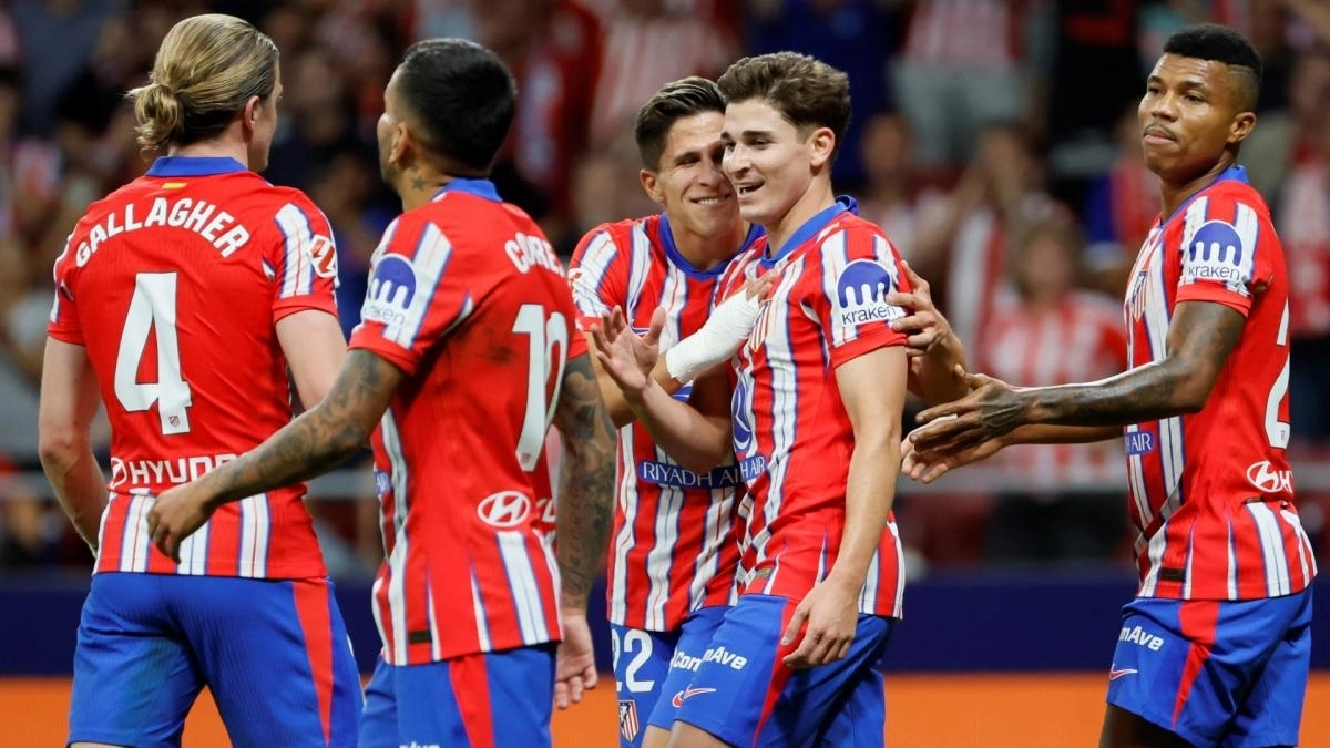 Los jugadores del Atlético de Madrid celebran un gol