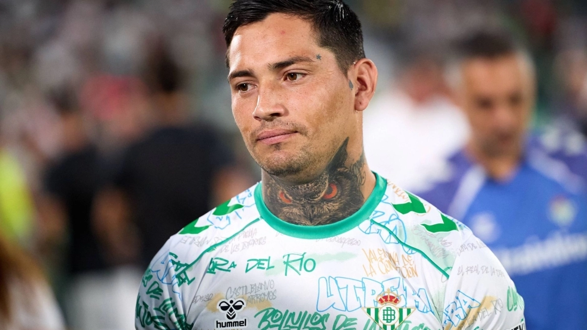 Betis has issues with Chimy / Eldesmarque