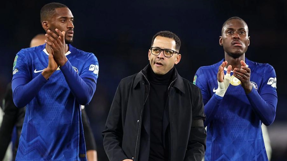 Chelsea is preparing a surprise signing to strengthen the midfield | BBC