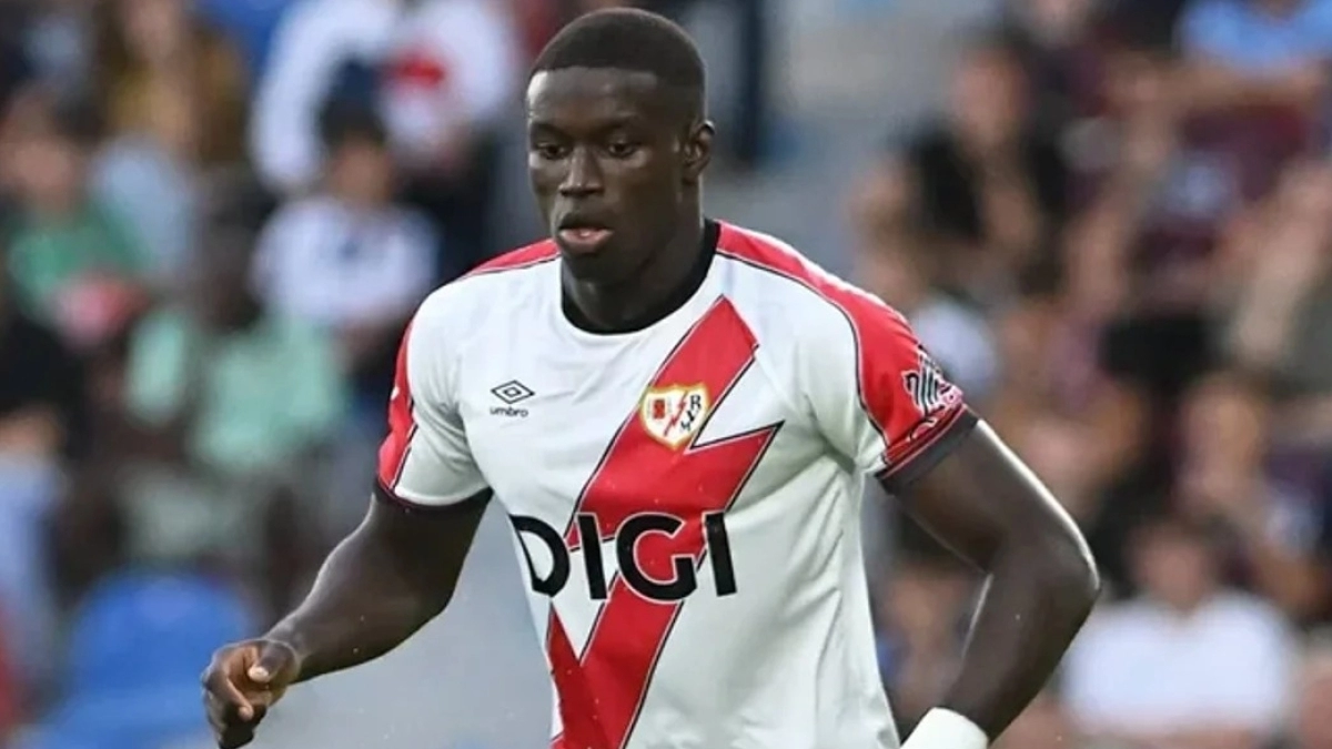 FC Barcelona is preparing its first offer to sign Nobel Mendy