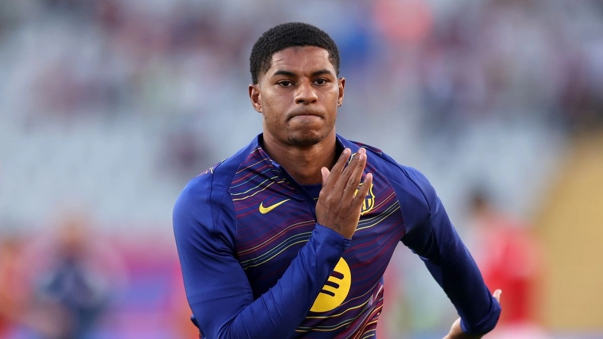 Intercambio bomba entre Rashford y Rafael Leao / The Mirror