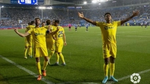 El Choco Lozano celebra el gol de la permanencia en Mendizorroza. Foto: Diario AS