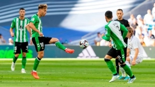 Las 2 renovaciones que quiere cerrar el Betis lo más pronto posible