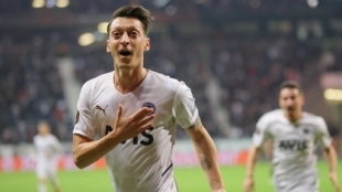 BOMBAZO: Ozil podría regresar a la Premier / Transfermarkt