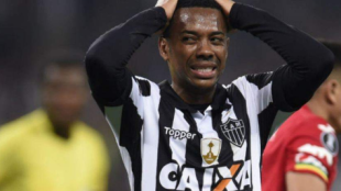El impactante salario de Robinho en el Santos no llegará ni a 300 euros mensuales "Foto: Diez"