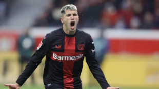 Los 3 clubes de la Premier que quieren fichar a Exequiel Palacios