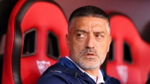 The top favorite to replace García Pimienta at Sevilla.