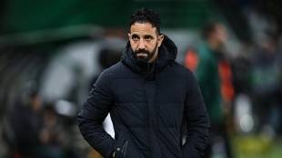 Manchester United is already looking for a replacement for Ruben Amorim / Sporting News