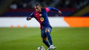Alejandro Balde during a match with Barcelona