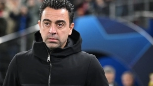 La Premier League llama a Xavi Hernández