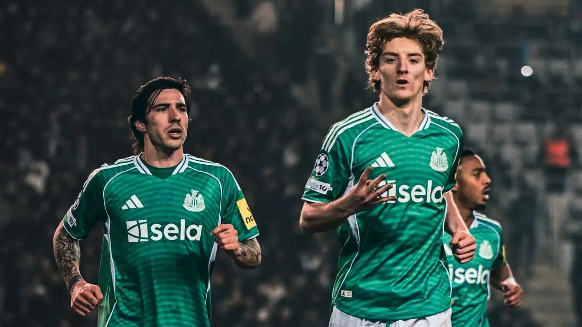 Manchester United prepares 170 M to complete 2 signings