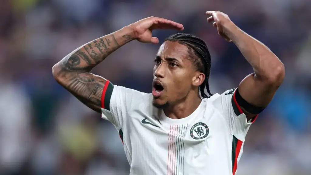 Joao Pedro, alternativa para el Barcelona