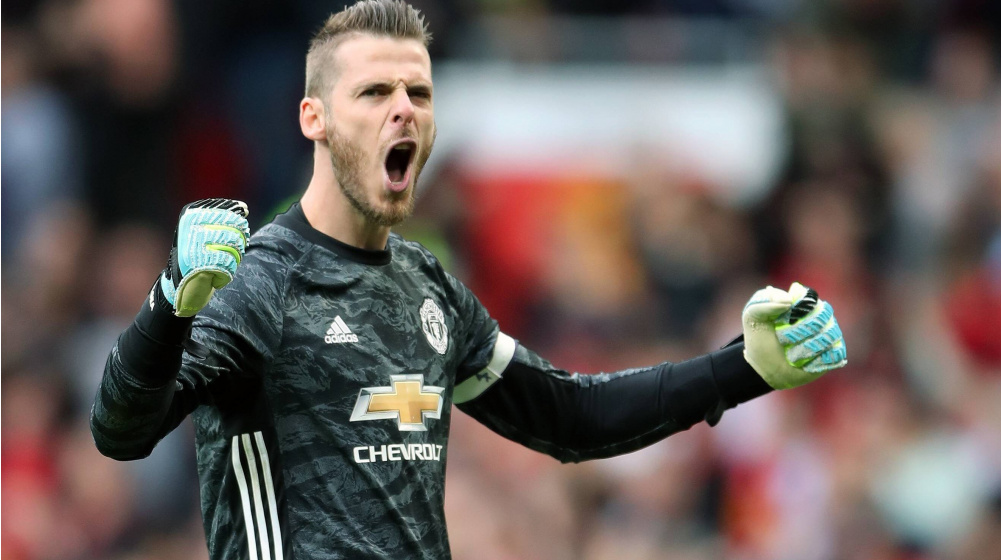 De Gea with the Manchester United shirt