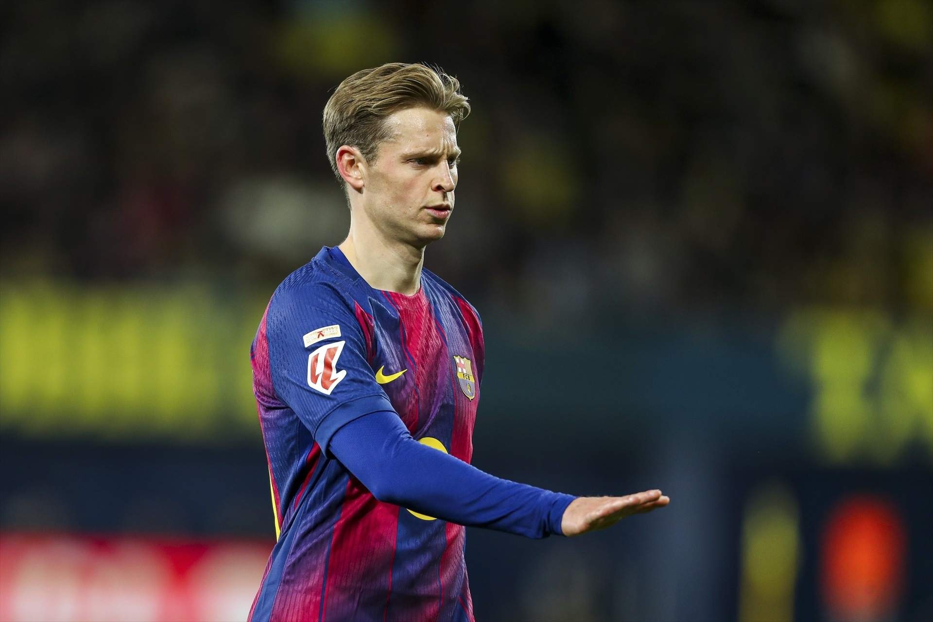 PSG tests De Jong