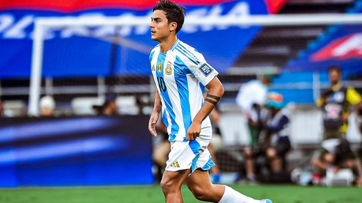 Paulo Dybala during a match with the Argentina national team