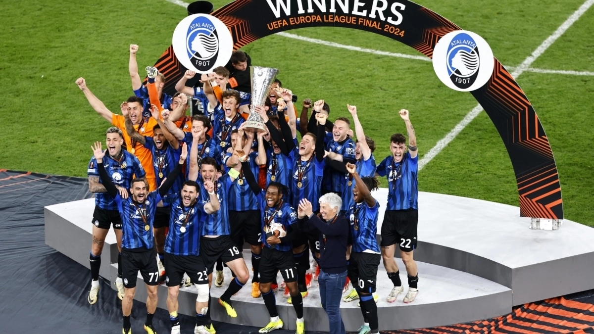 Los jugadores del Atalanta celebran la Europa League