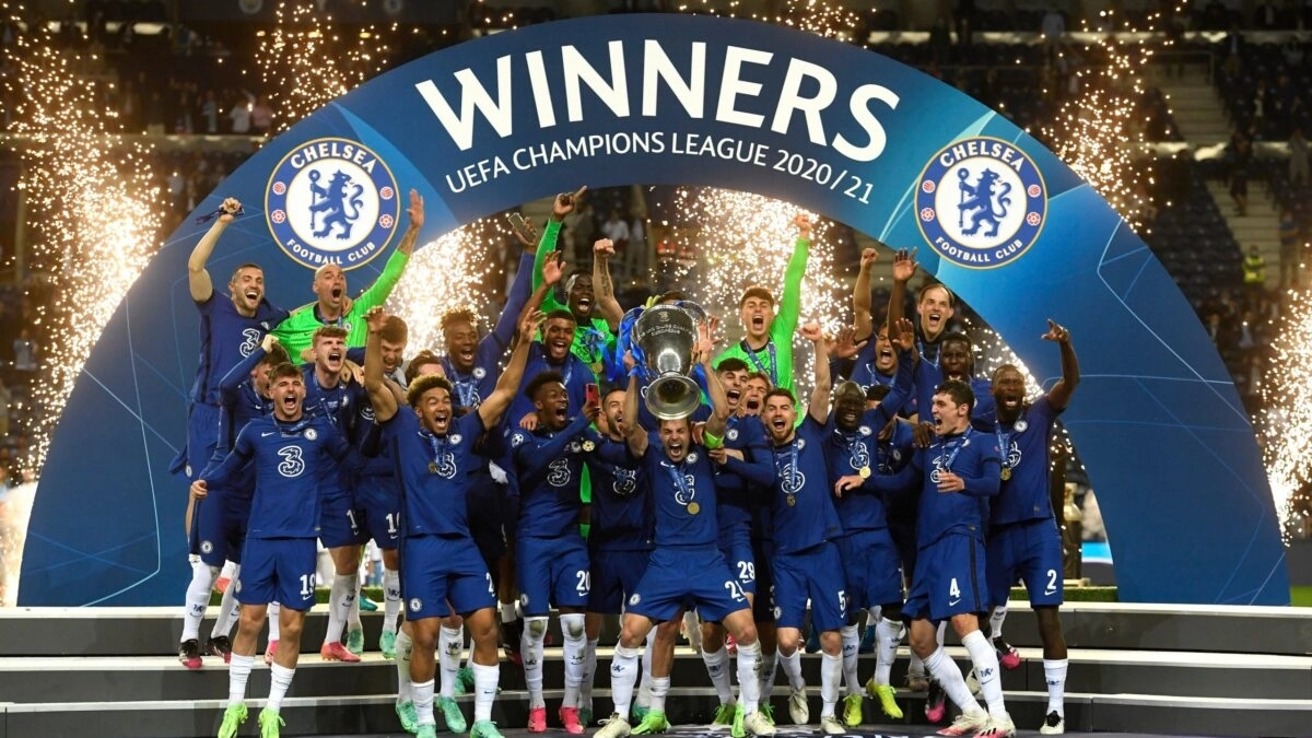 Los jugadores del Chelsea celebran la Champions League