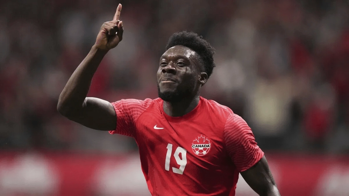 <p>Alphonso Davies, left-back of Bayern Munich</p>