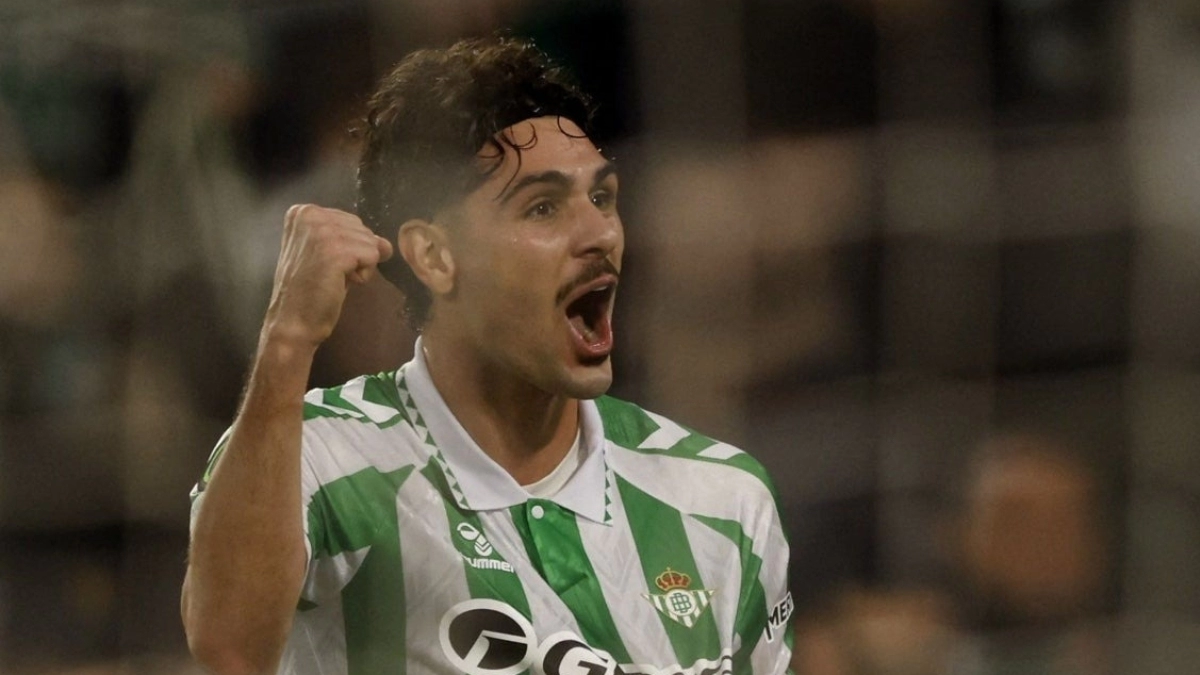 Real Betis receives an offer from the Premier League for Johnny Cardoso.