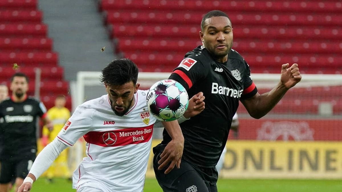 Jonathan Tah, Bayer Leverkusen's center-back who interests Barcelona.