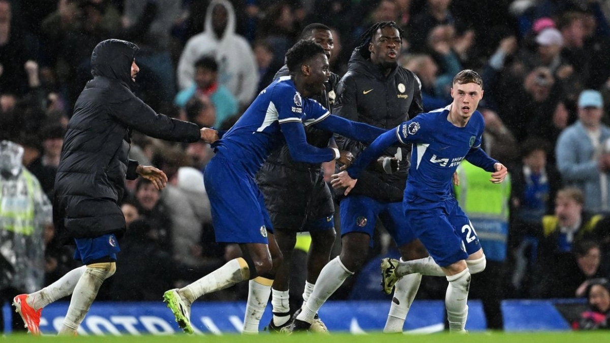 El Chelsea le roba un jugador al Manchester United por 25 millones | TNT Sports