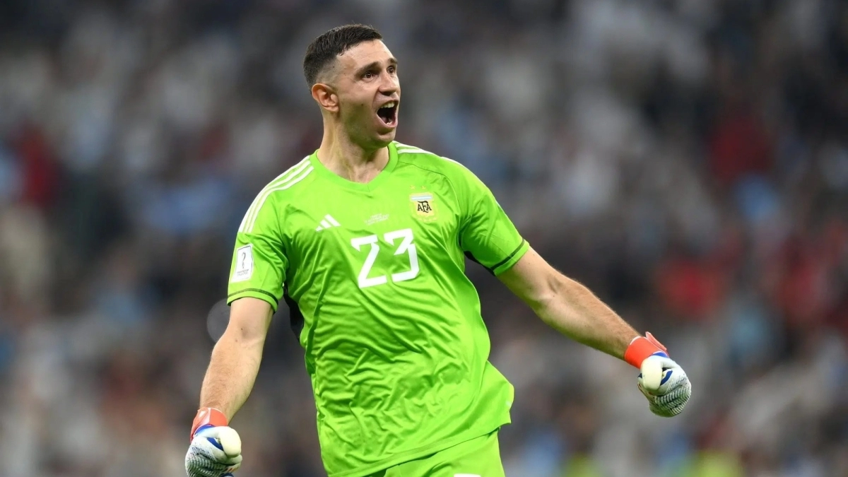 El Dibu Martínez vuelve a la agenda del Manchester United / Elintransigente