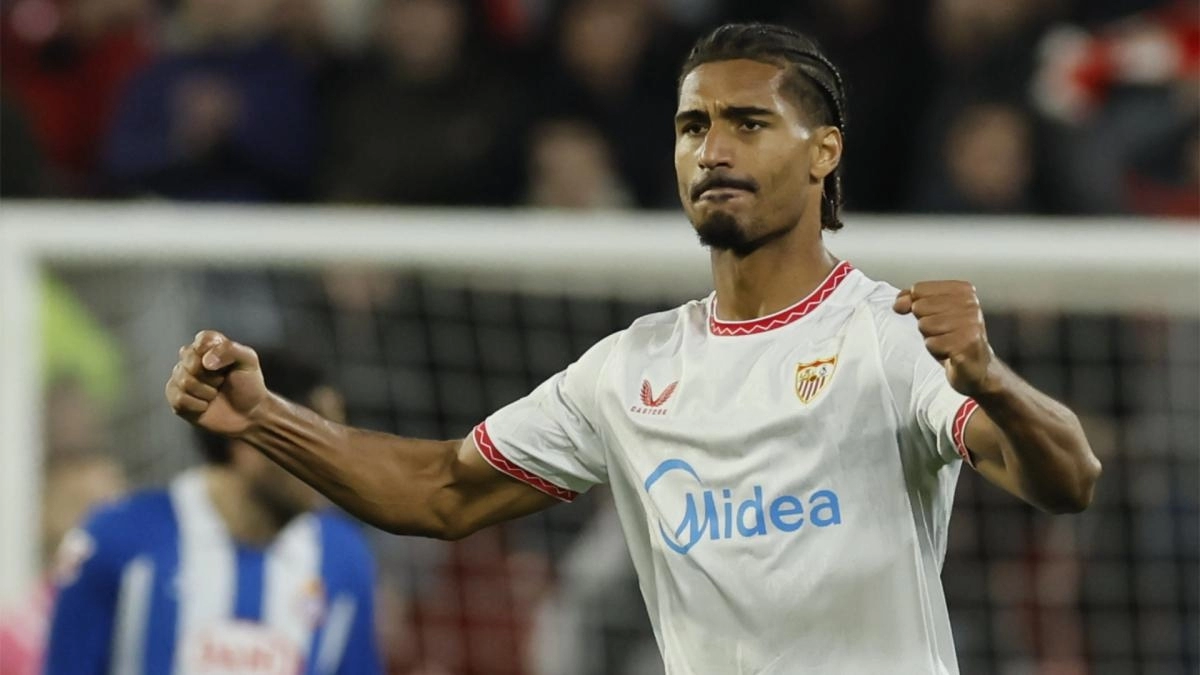 Loïc Badé, player for Sevilla
