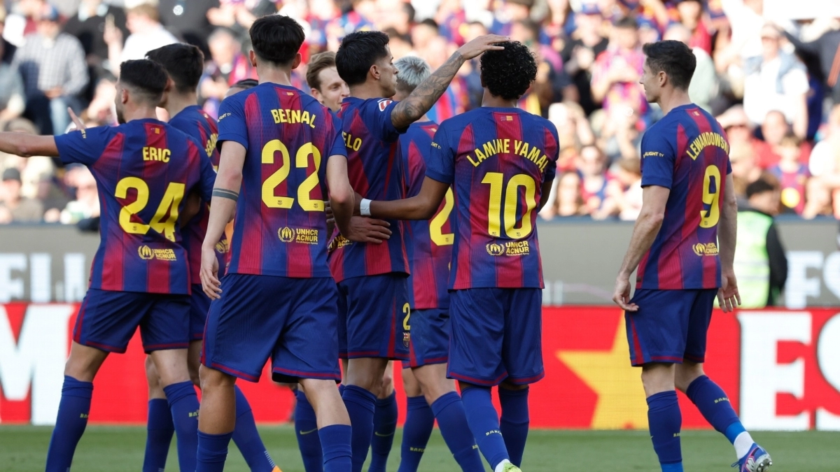Barcelona wants three players in the summer / Marca