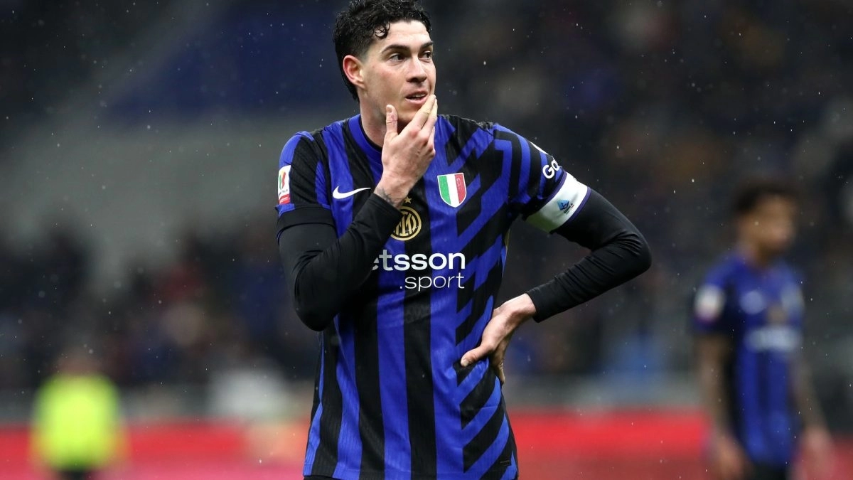 Alessandro Bastoni during a match for Inter Milan.