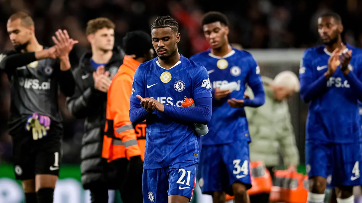 This Premier League club is interested in two Chelsea stars.