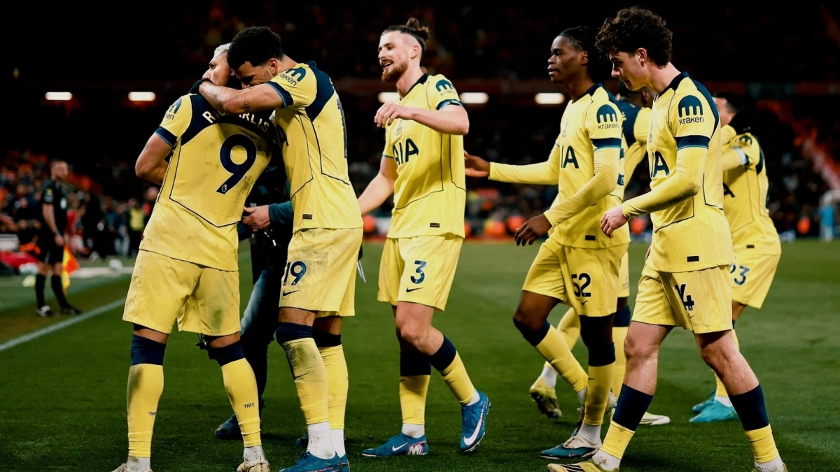 Tottenham bets on De Zerbi / Somosfutbol