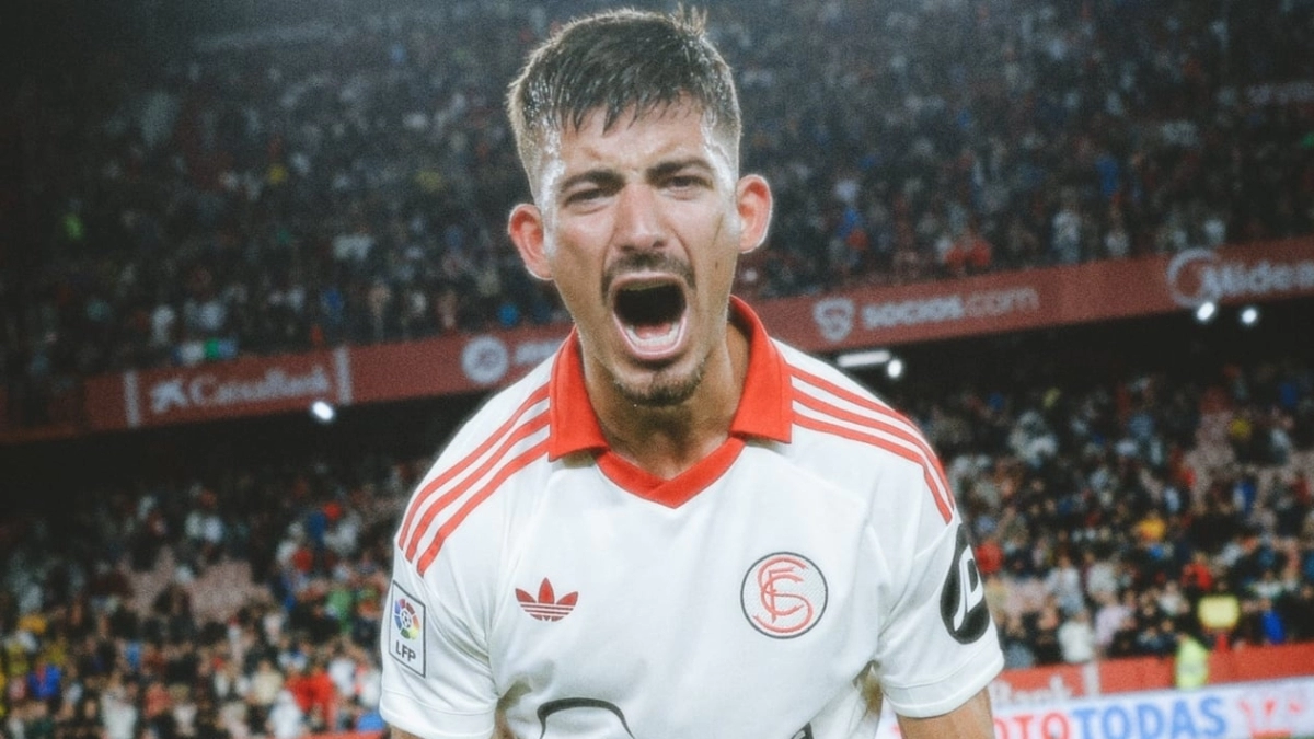 Kike Salas raises interest from several top English clubs / EstadioDeportivo