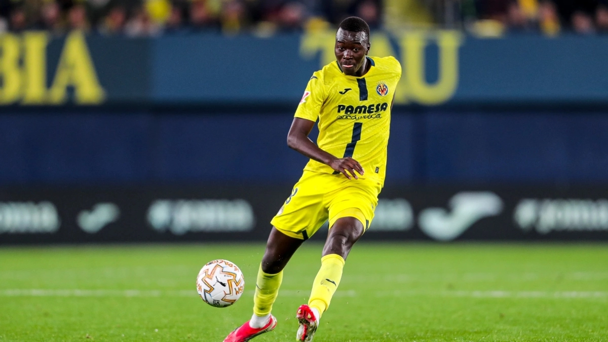 Villarreal has an offer for Pape Gueye / LaRazón