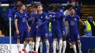 El Chelsea toca la puerta de uno de los mejores centrales jóvenes del mundo