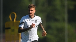 Samu Castillejo deja de ser jugador del Valencia / Marca