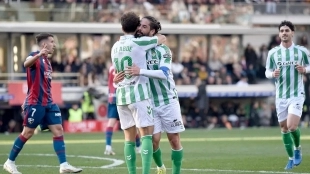 <p>Real Betis will not sell Johnny Cardoso</p>