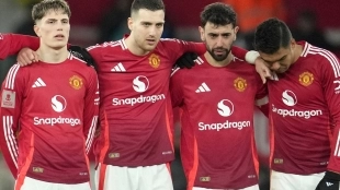 Manchester United is preparing 50 million to sign a center-back.
