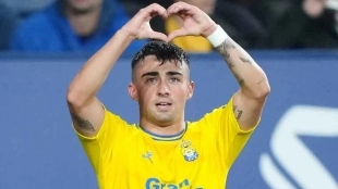 The Premier League is going after the signing of Alberto Moleiro.